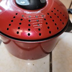 Small steamer Pot Thumbnail