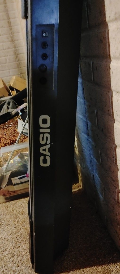 Casio Keyboard, No Charger