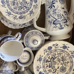 Vintage English Tea Pot / Dishes/ Plates/Bowl  Thumbnail