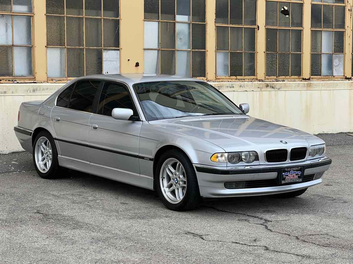 2001 BMW 7 Series