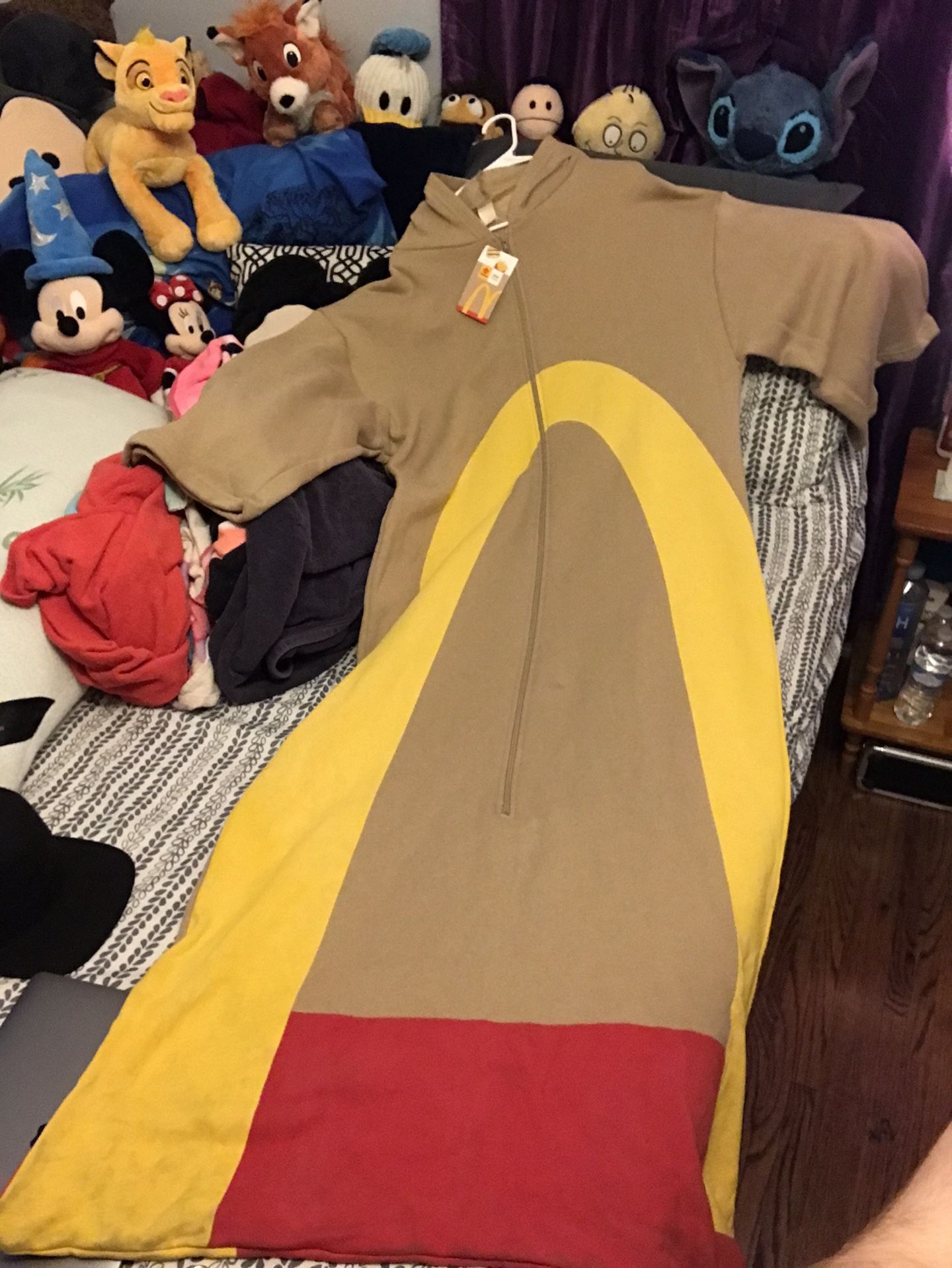 EXCLUSIVE MCDONALDS RARE P UBER EATS HALLOWEEN COSTUME