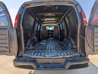 2014 Chevrolet Express 2500 Cargo Thumbnail
