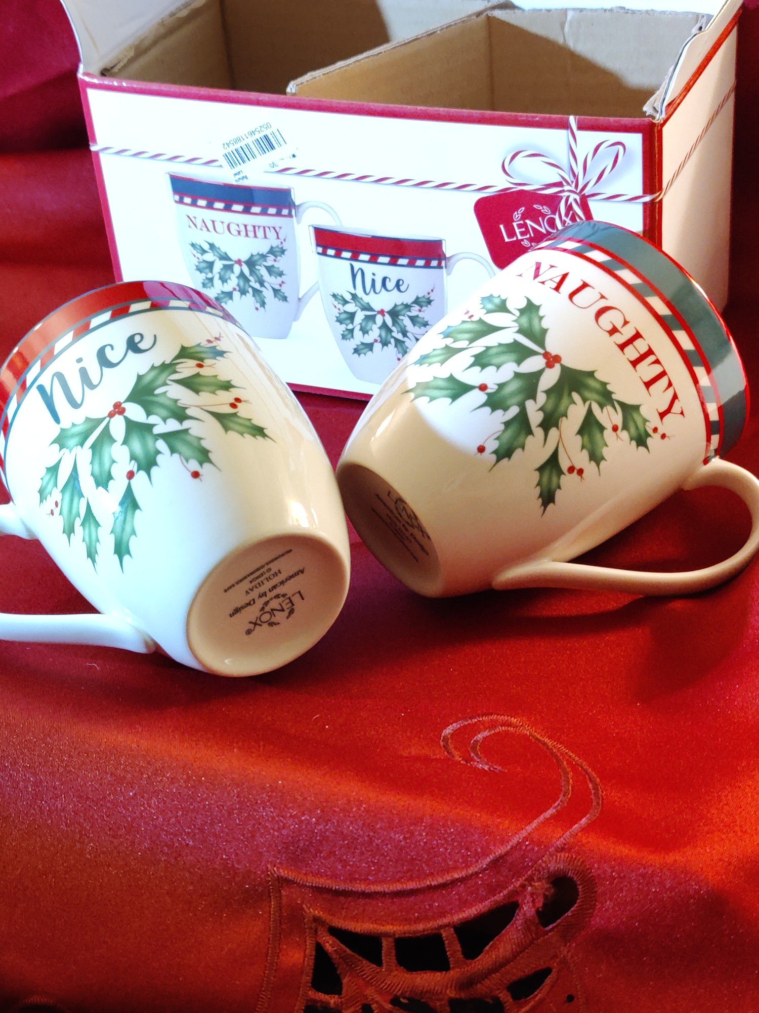 Lenox Holiday Mug Set w/Orig. Box