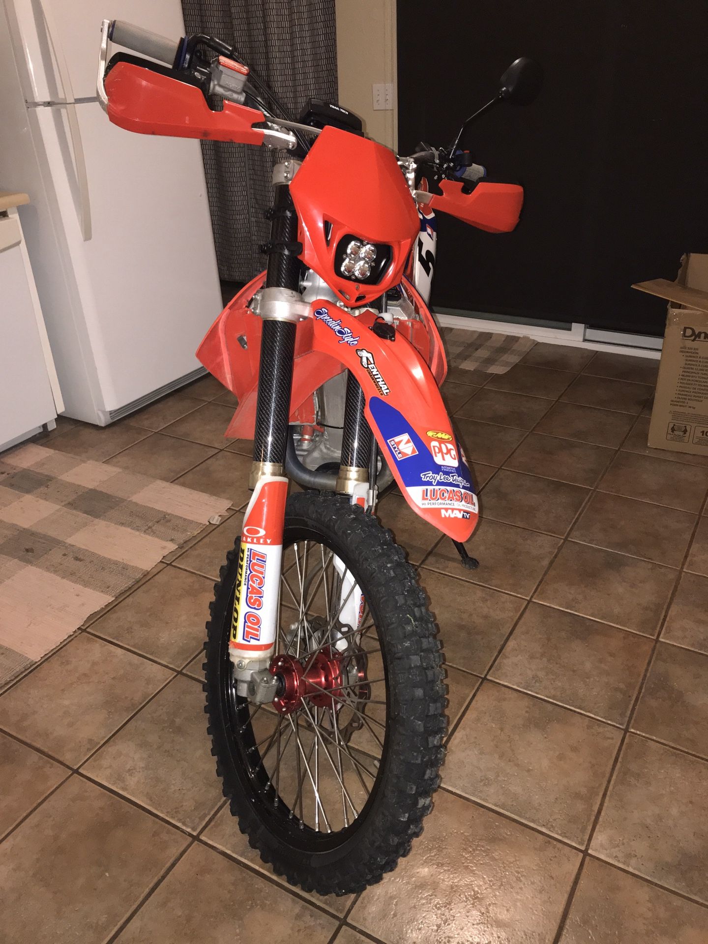 2010 HONDA CRF450R CLEAN TITLE FUEL INJECTED STREET LEGAL DIRT BIKE