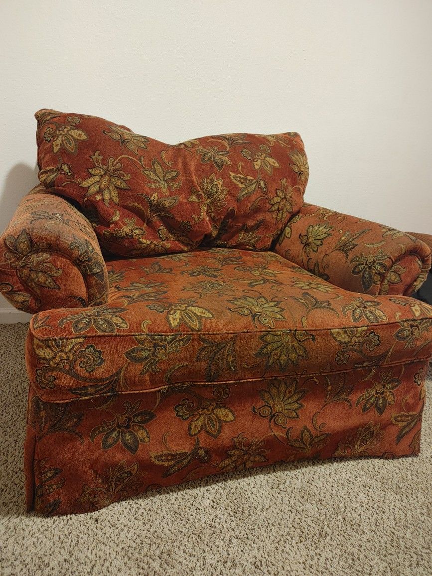 Oversized Couch, Chair And Ottoman