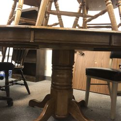 Vintage Solid Oak Table With Three Matching Chairs Thumbnail