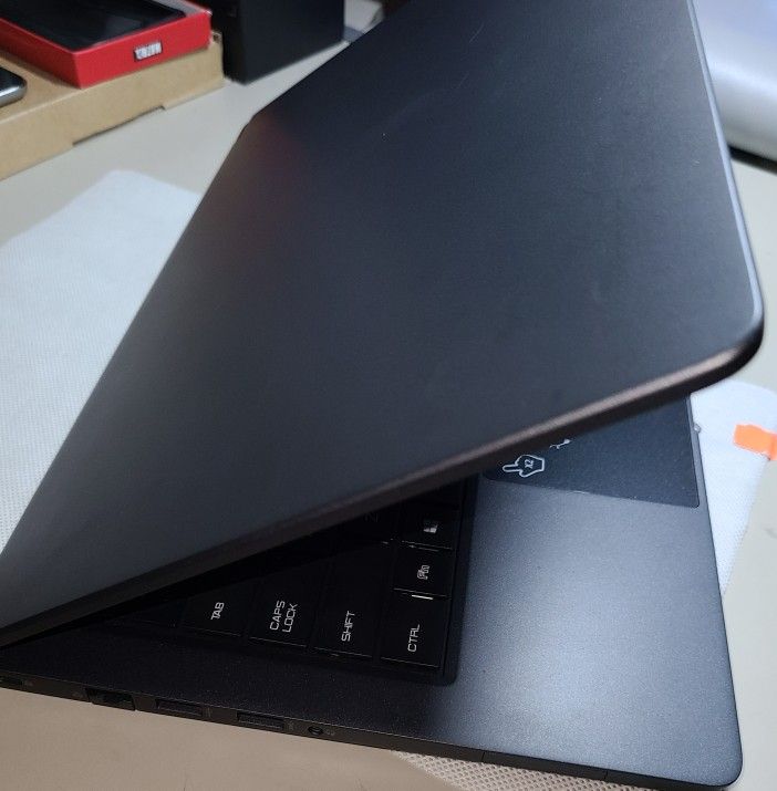 EVOO EVC141-12 Ryzen 5 Radeon Laptop Notebook