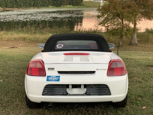 2000 Toyota MR2