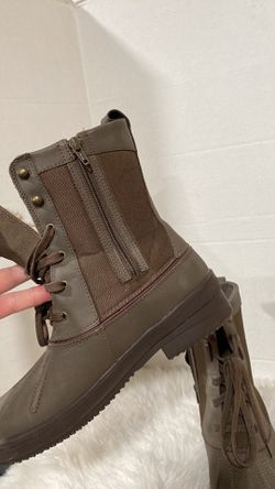 CLARKS - Rain / Boots / Brown fur inside size 6.5         Thumbnail