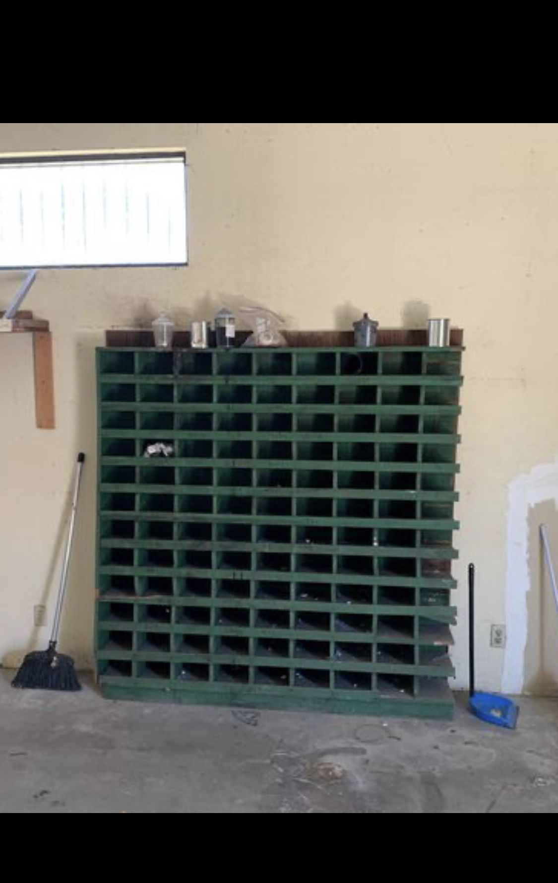 Parts shelf - organizer