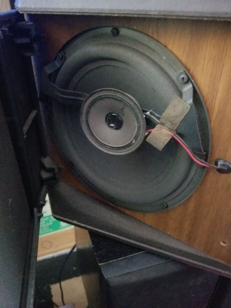 Vintage Bose 4.2 Surround Sound Speakers. $150 Pickup in Oakdale