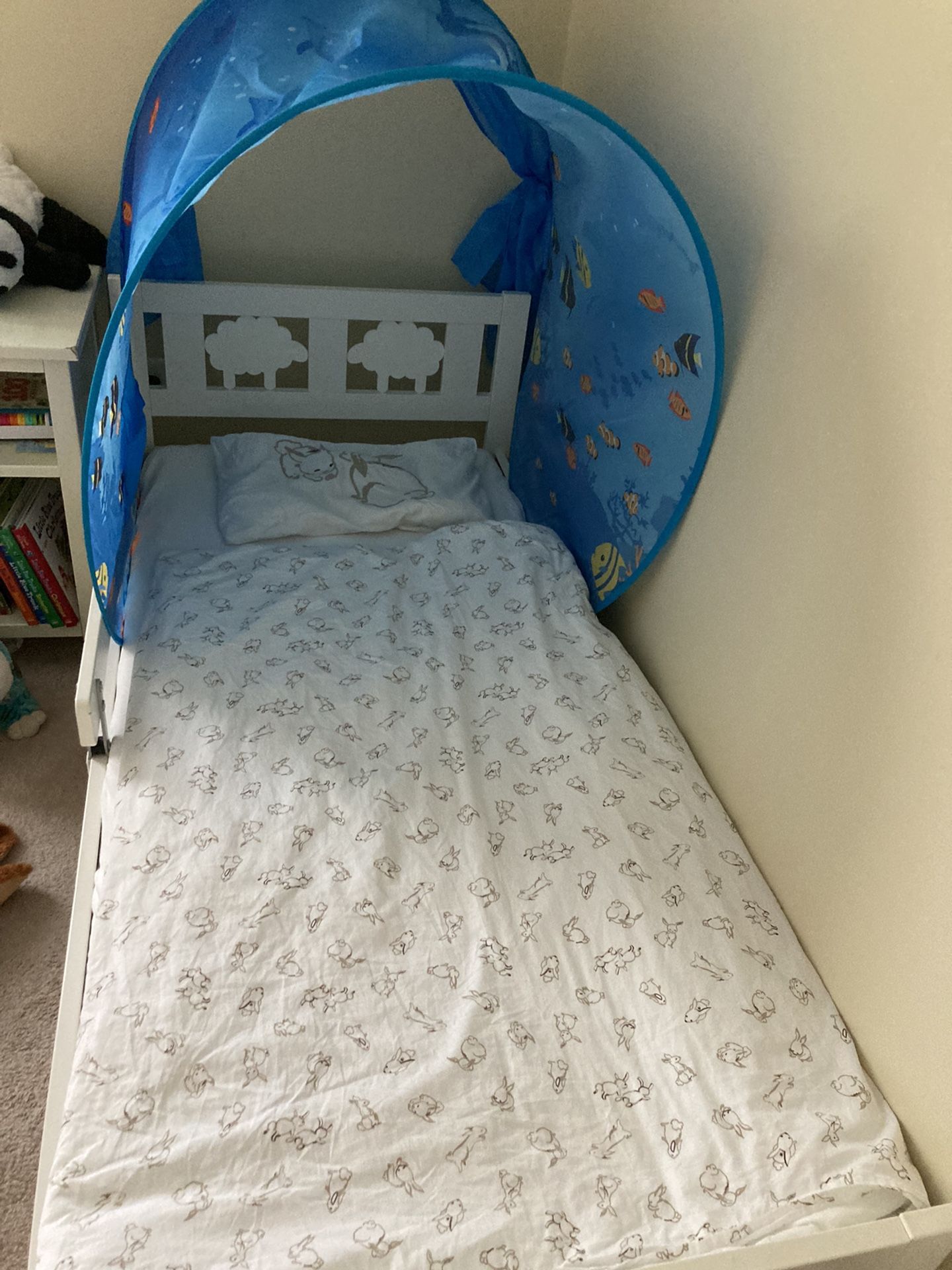 Toddler/ Youth Bed (Kritter)