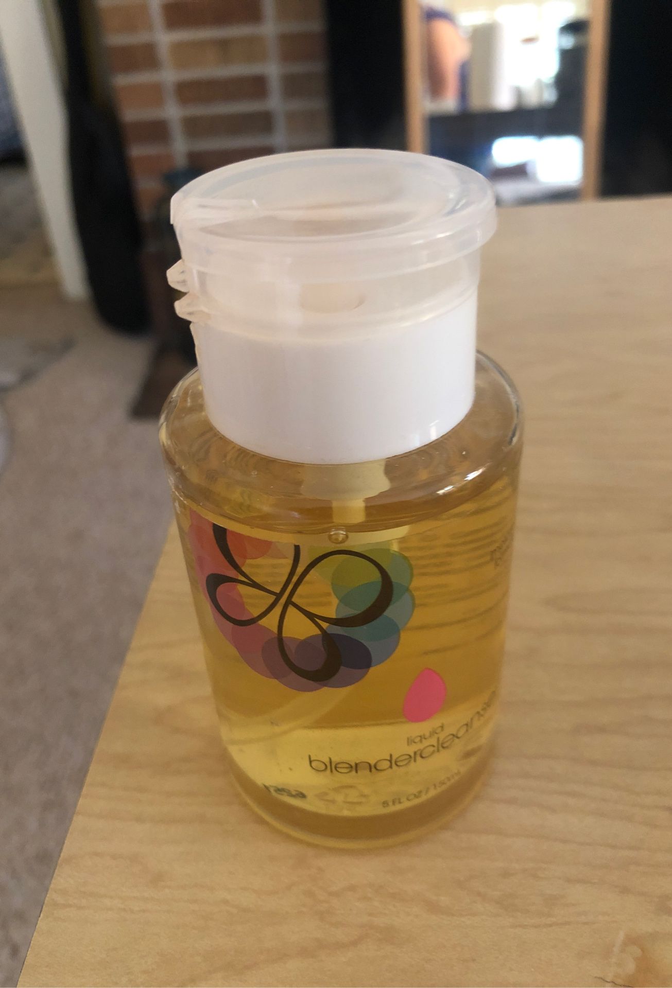 Liquid blender cleanser