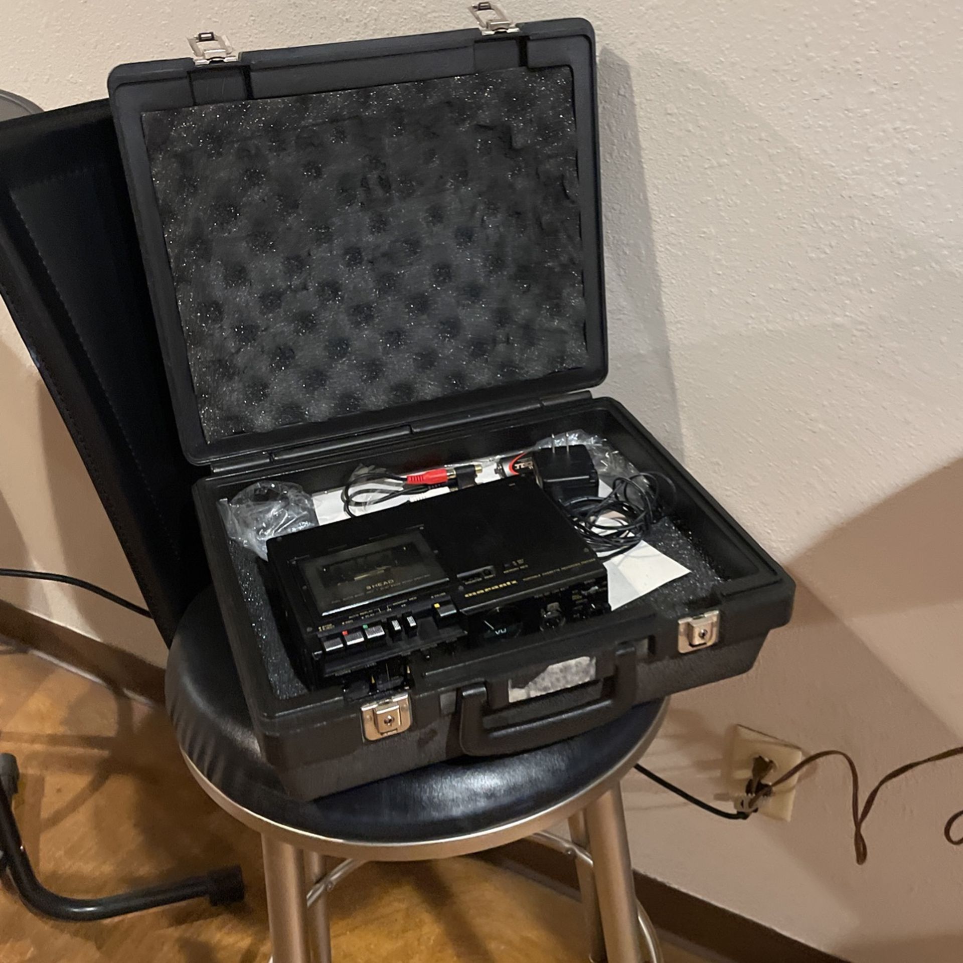 Marantz Portable Cassette Recorder Pmd222
