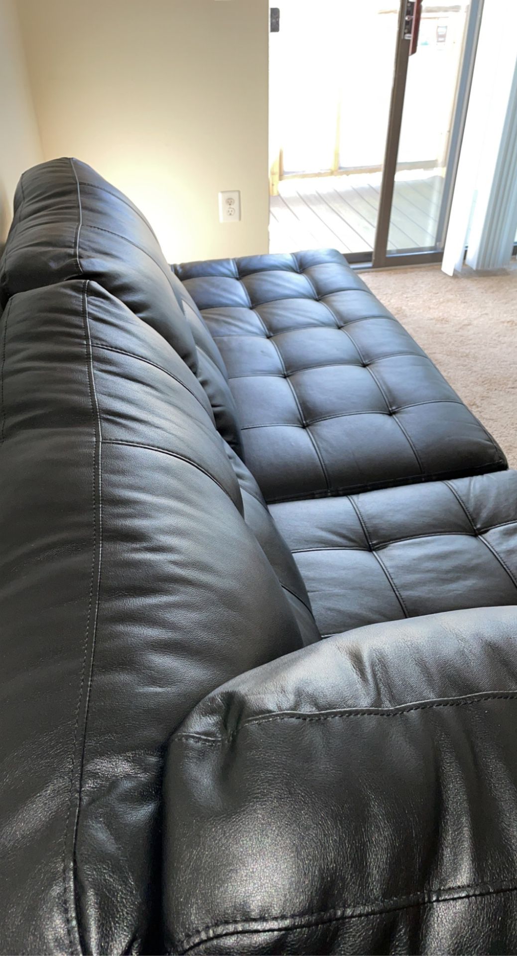 Black leather Sectional sofa
