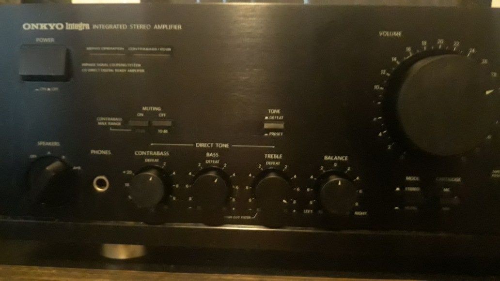Integrated STEREO Amplifier- Onkyo VINTAGE