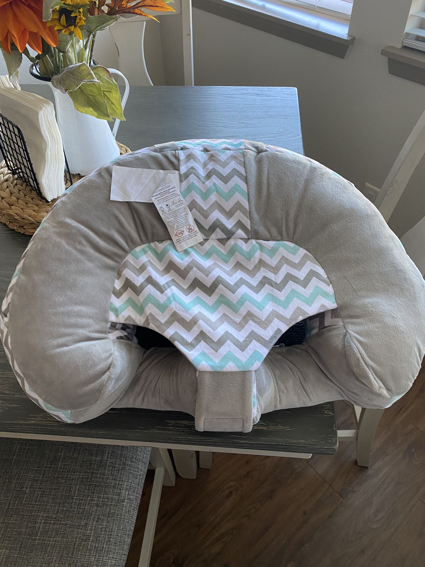 Hug-A-Boo Infant Chair 