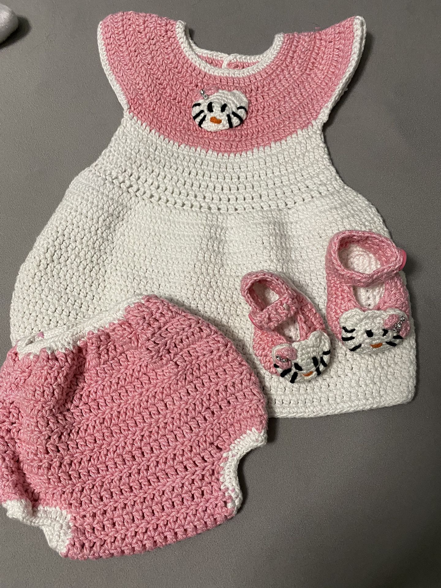 Hello Kitty Baby Girl Outfit 
