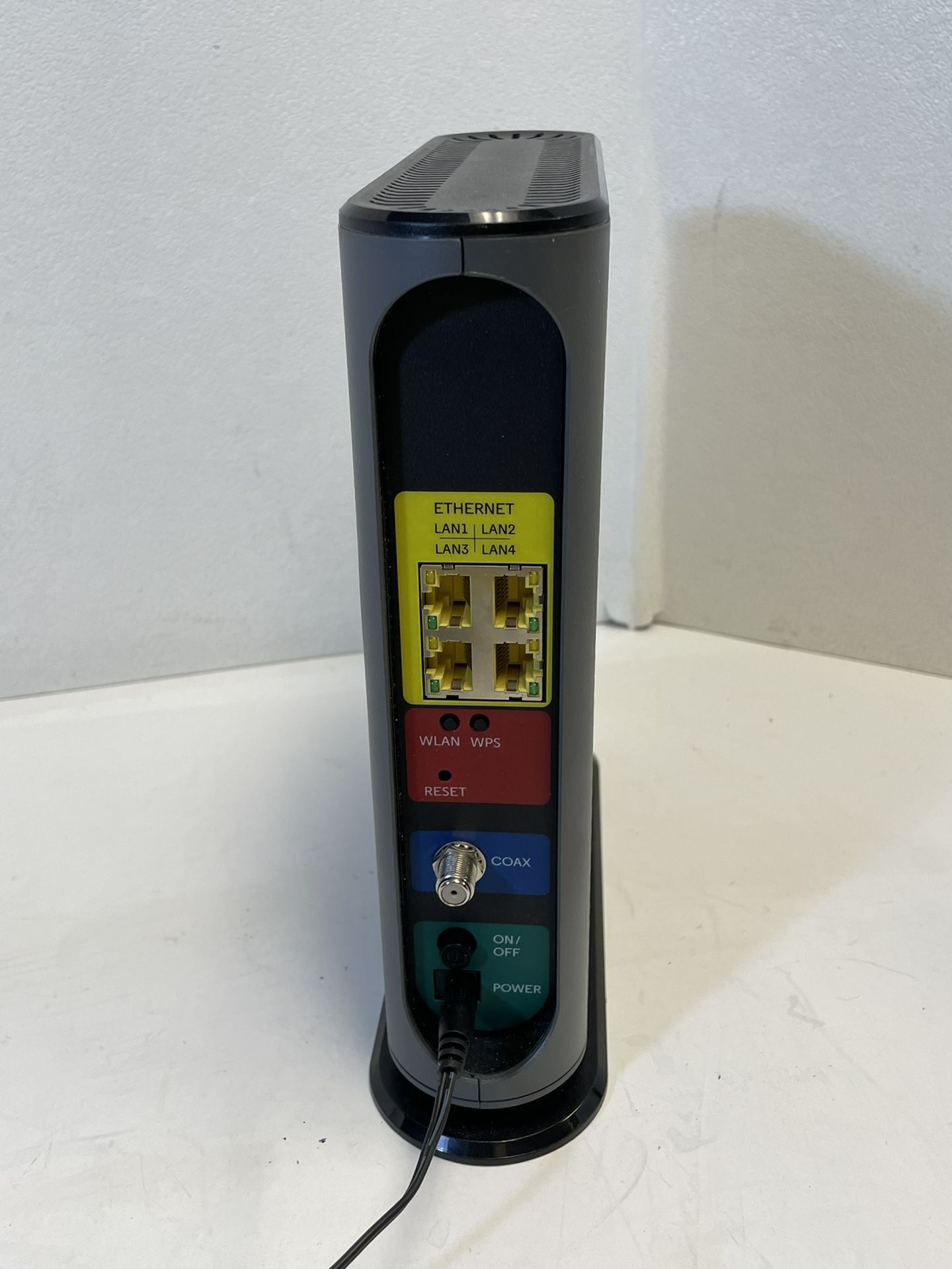 Motorola MG7540 16x4 Cable Modem Plus AC1600 Dual Band Docsis 3.0 WiFi Router