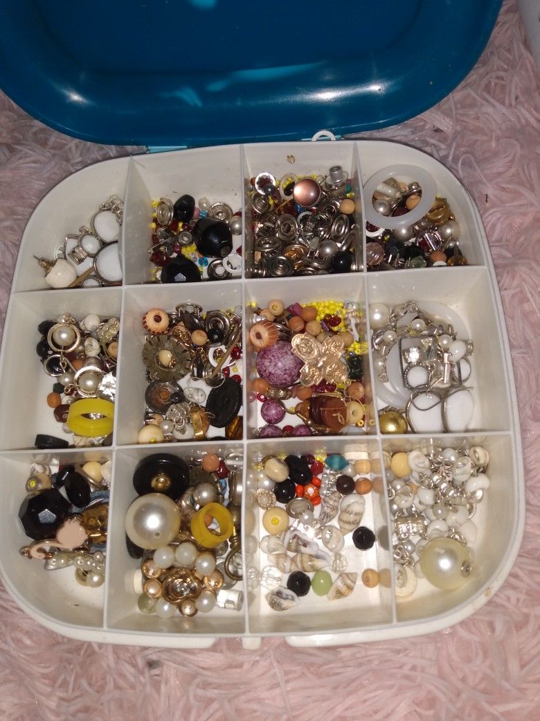 Box(Included) Of Jewelry Pieces Craft Set