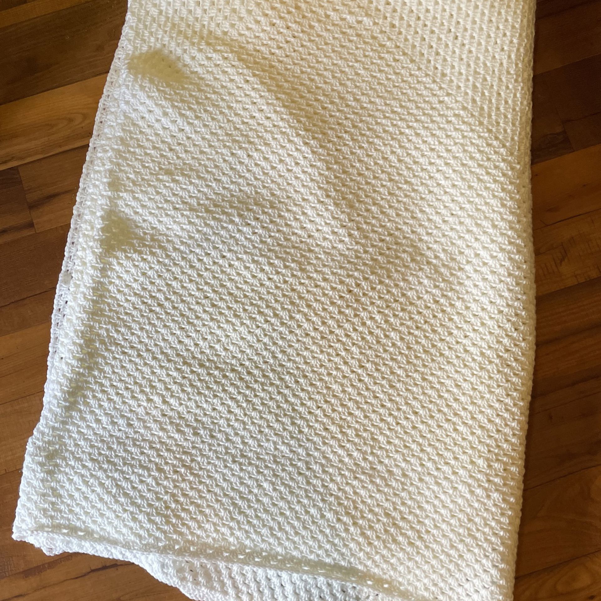Handmade Crochet Blanket, White, Queen/full