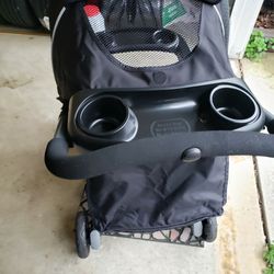 LIKE NEW Graco Fast Action Stroller (Works with all QuicK Connect Carseats From GRACO Thumbnail