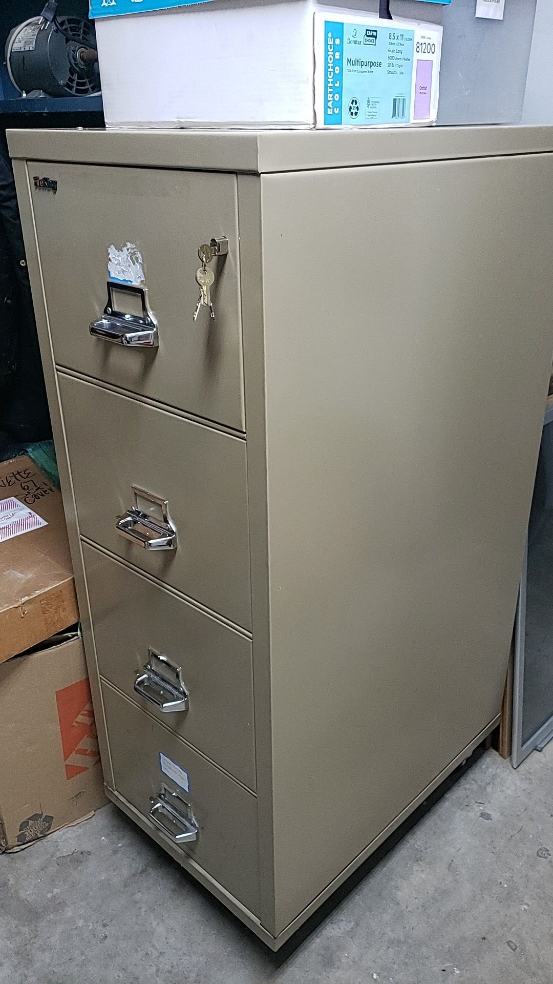 FireKing Fire Safe File with Keys 999. obo for Sale in Hialeah, FL OfferUp