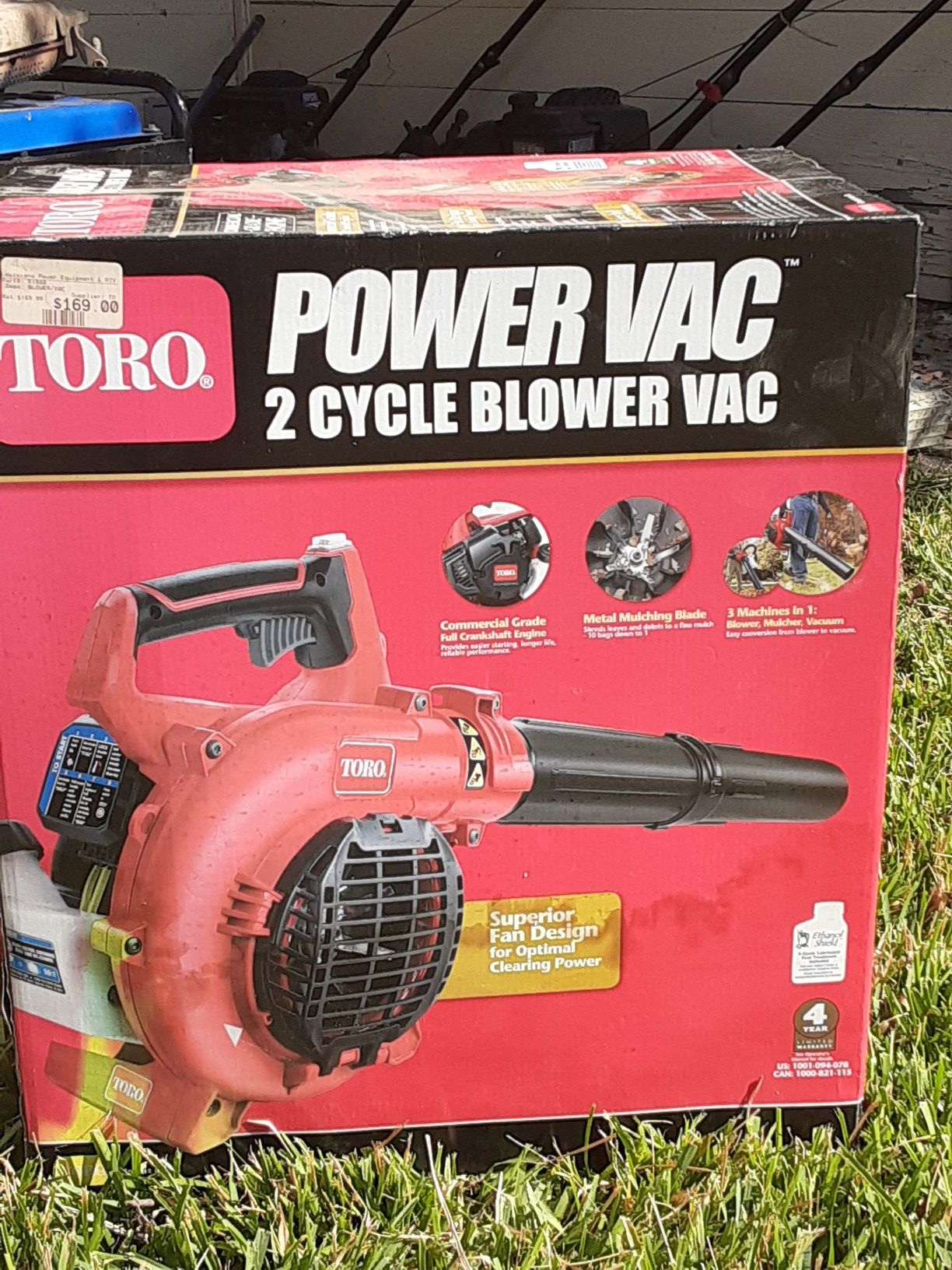 Brand new Toro leaf blower !