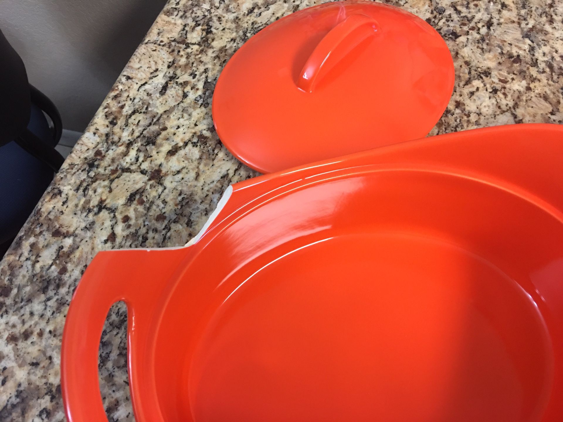 Rachel Ray Bakeware | Casserole dishes, Non-Stick Muffin Sheet Pan, & EVOO and Vinegar Bottle Set