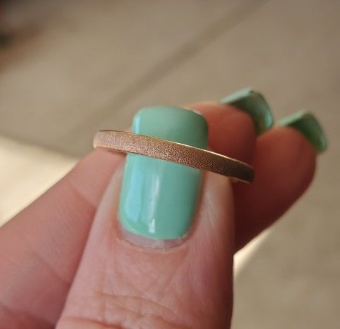 Tungsten Sandblast Rose Gold Color Band.... Size 5