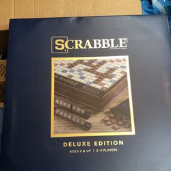 Scrabble  Deluxe Edition Thumbnail