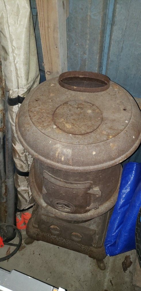 Antique cast iron Wood/Coal stove