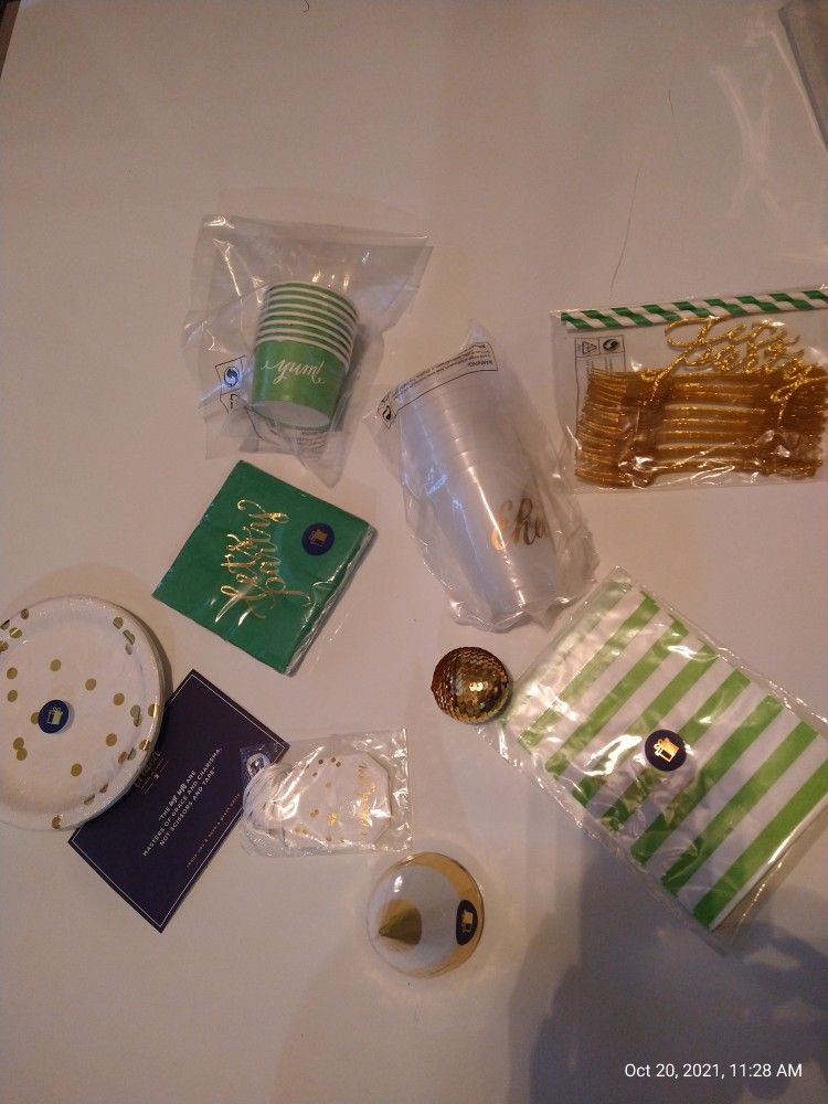 Party Supplies Gold & Green bachelorette,