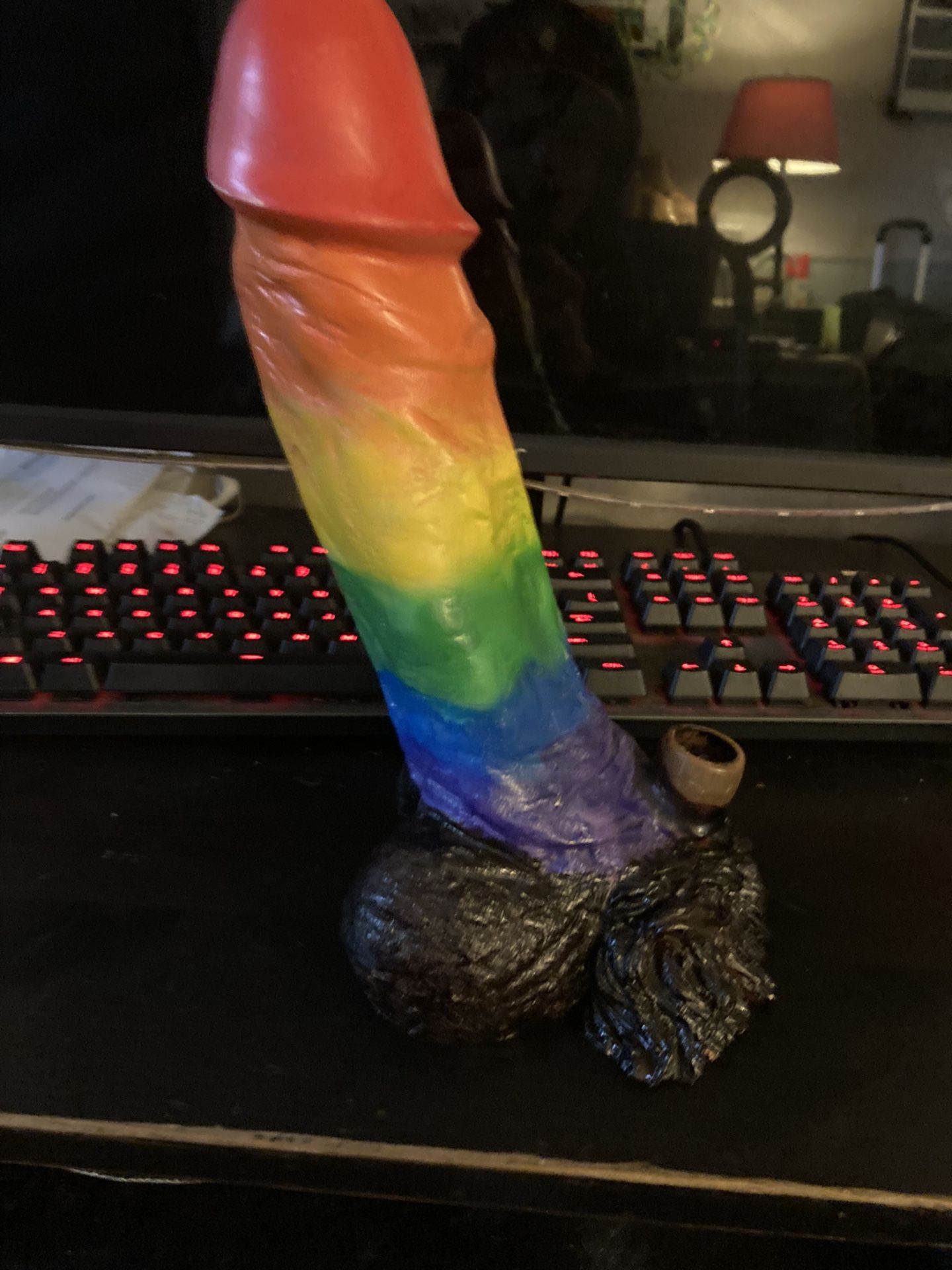lgbt+ bong