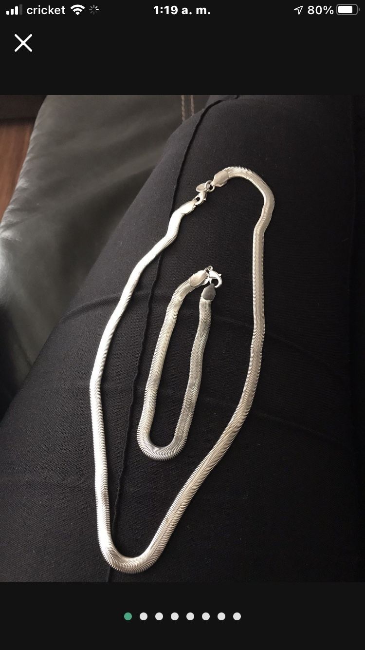 Silver snake necklace and bracelet