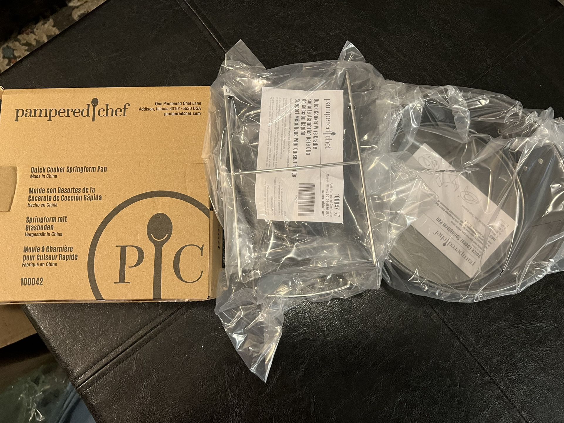 Pampered Chef - Quick Cooker Springform Pam With Rack NB