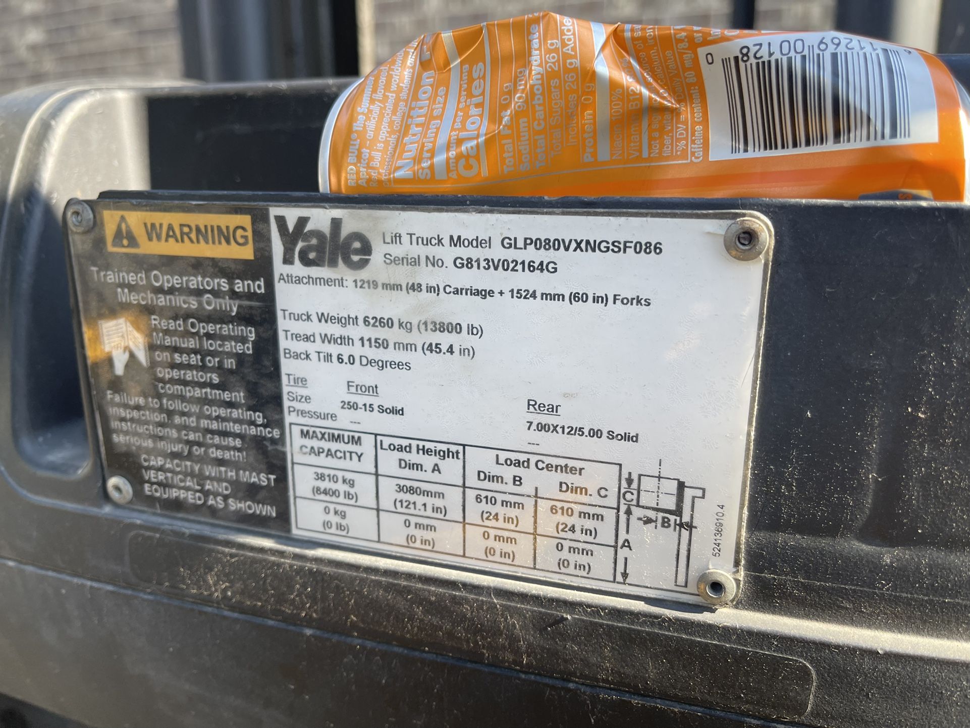 Yale Forklift 8400 LB Lift Capacity 2009 Works Great Hi Lo Lift Truck
