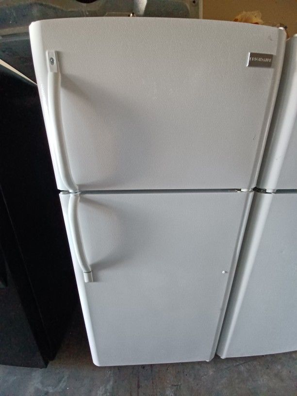 Frigidiare Apartment Fridge