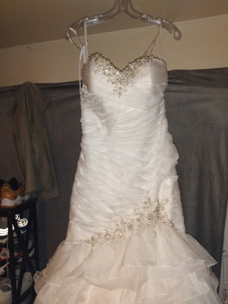 Essence Wedding Dress