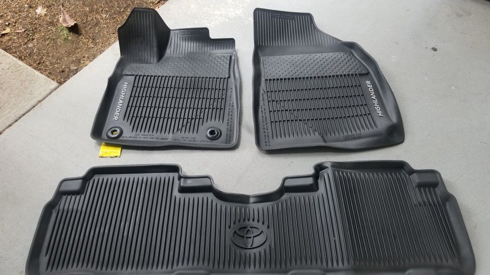Toyota Highlander Floor Mats 2016