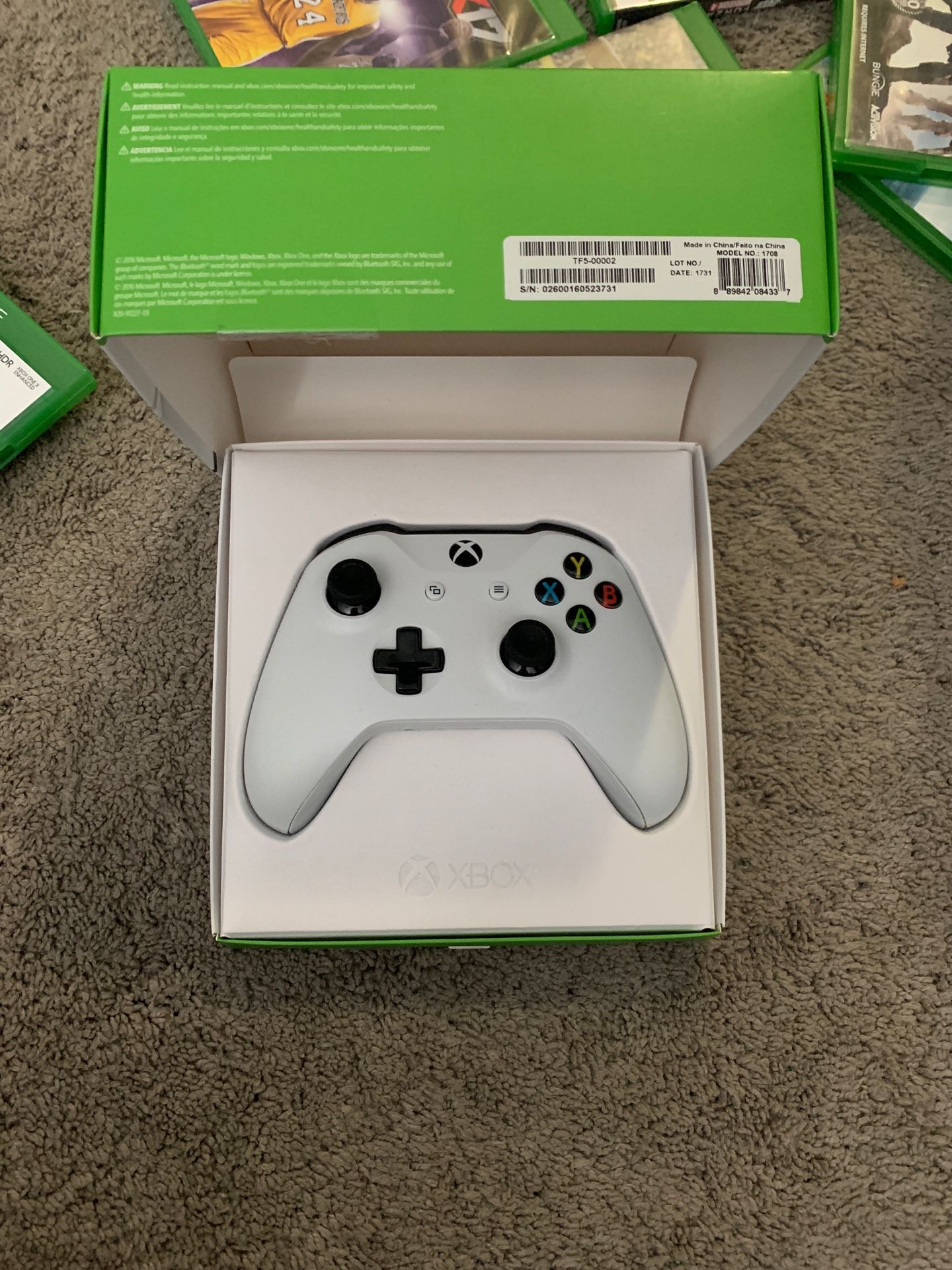 White Xbox One controller (Broken Sync Button) is fixable for Sale in ...