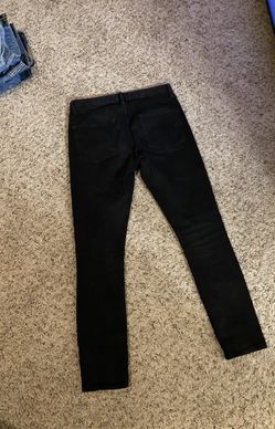 Forever 21 Black Ripped jeans Thumbnail