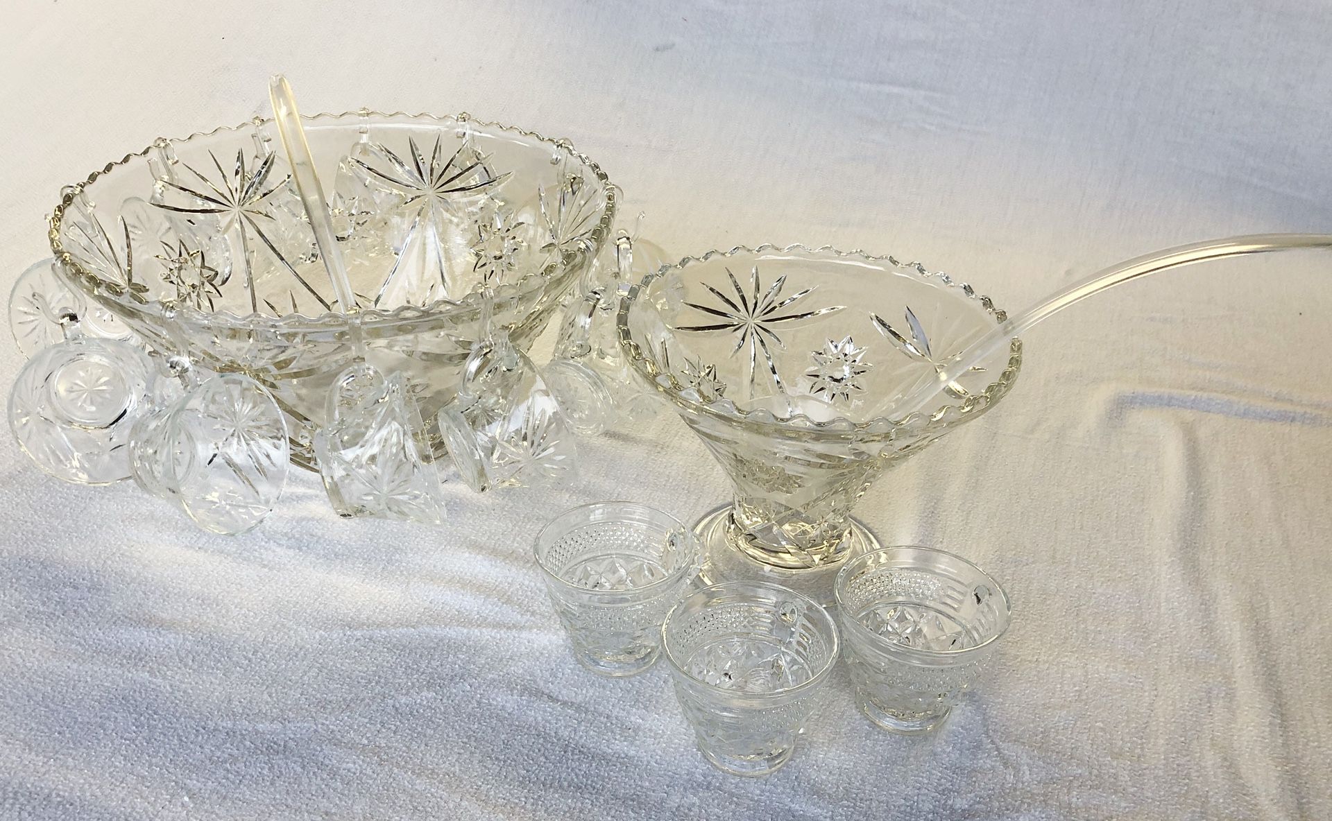 Punch bowl set