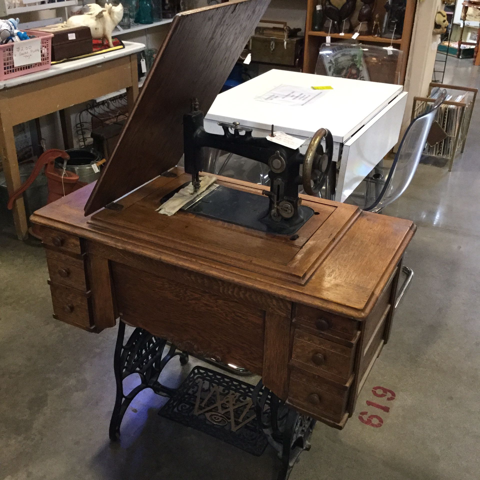 vintage Montgomery Ward treadle sewing machine for Sale in Goodyear, AZ
