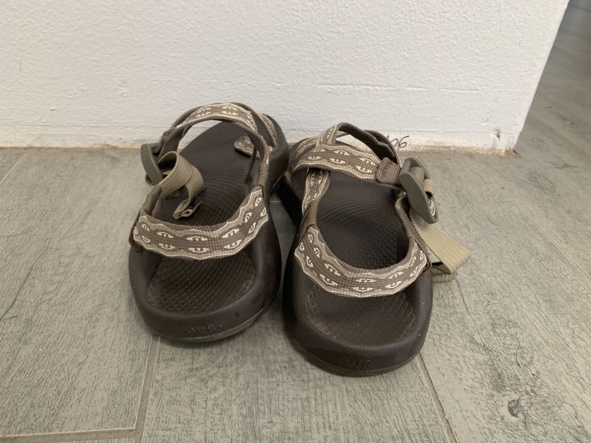 size 8 Chaos