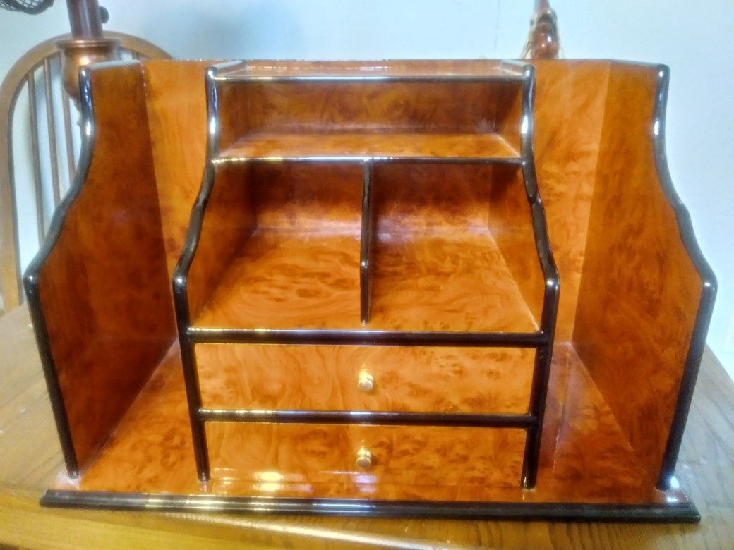 Desk Top Organizer