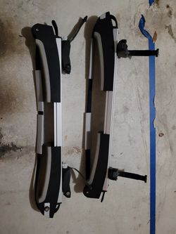 THULE PADDLEBOARD/SURFBOARD CARRIER Thumbnail