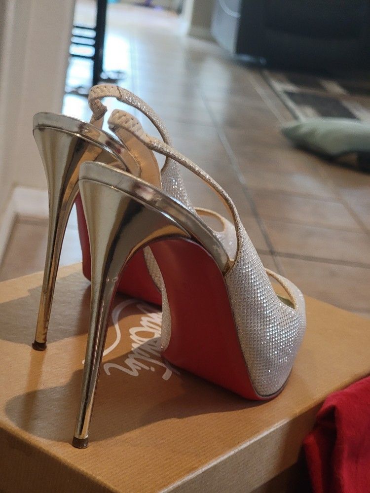 Christian Louboutin Red Bottoms Size 38