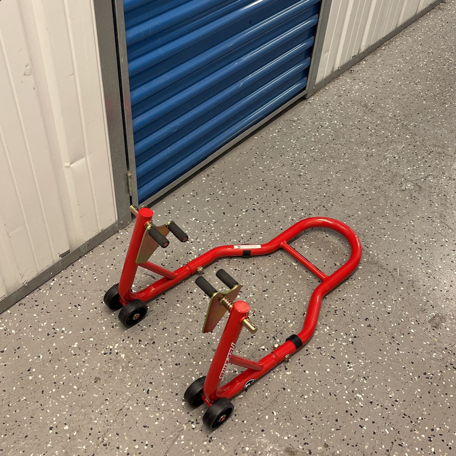 Motorcycle Rear Wheel Support Stand Forklift Paddock Swingarm Lift Repair Tool