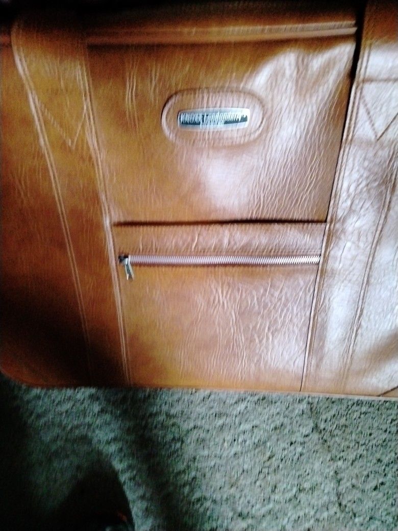 KNOXX LONDONDERRY LUGGAGE